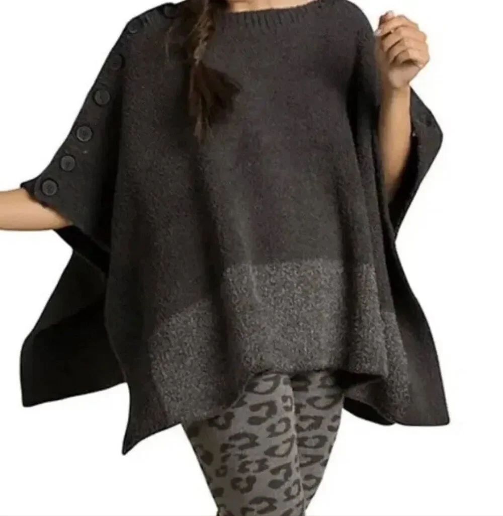 Barefoot Dreams CozyChic Coastline Poncho charcoal gray one size